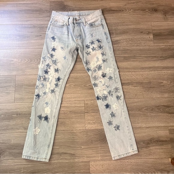 mnml denim jeans appliquéd stars size 30 babyface 31 inch inseam light wash - Picture 1 of 10